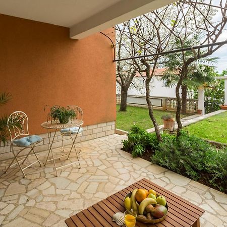 Apartments Zomzi Пореч Екстер'єр фото