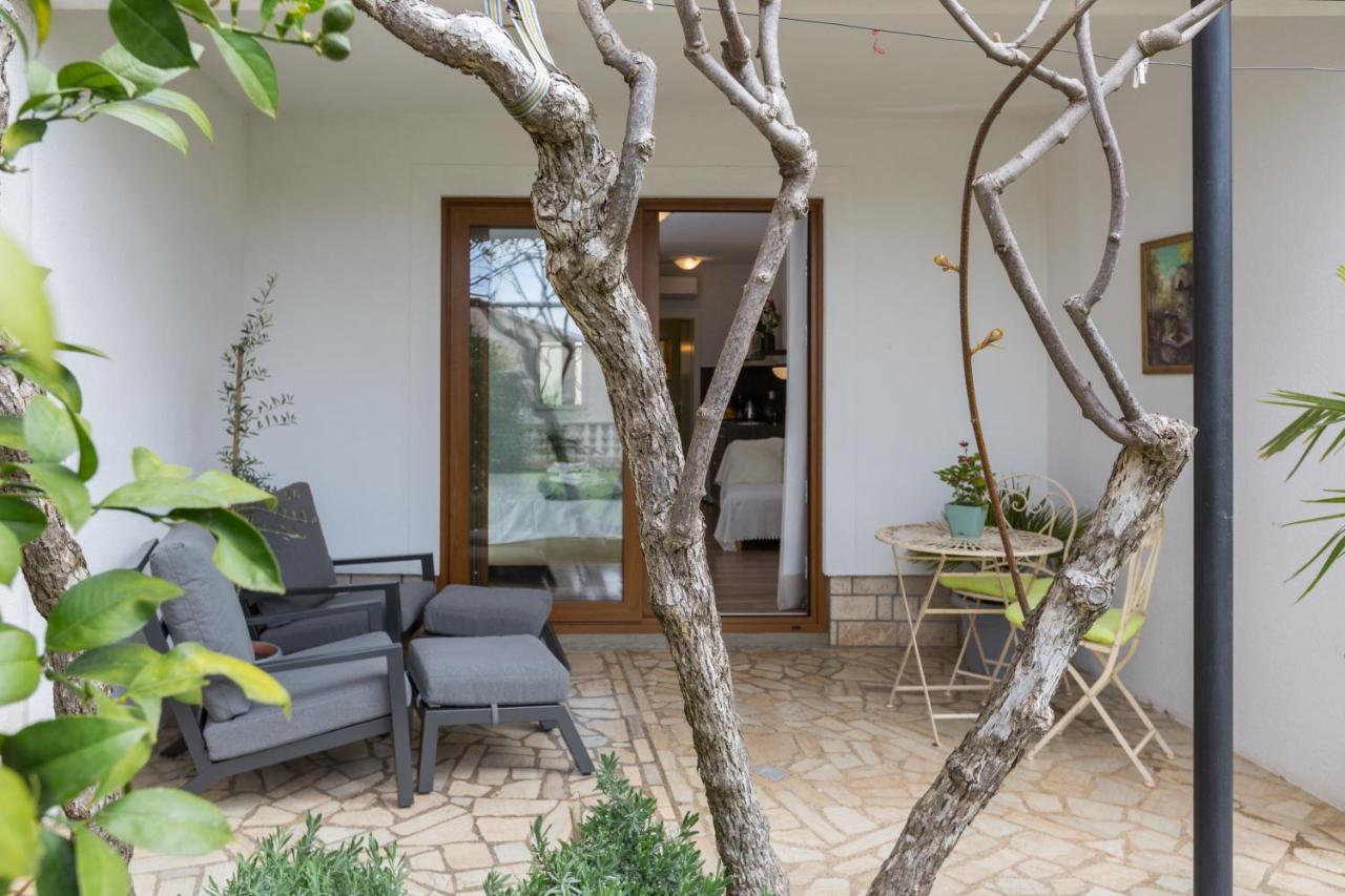 Apartments Zomzi Пореч Екстер'єр фото
