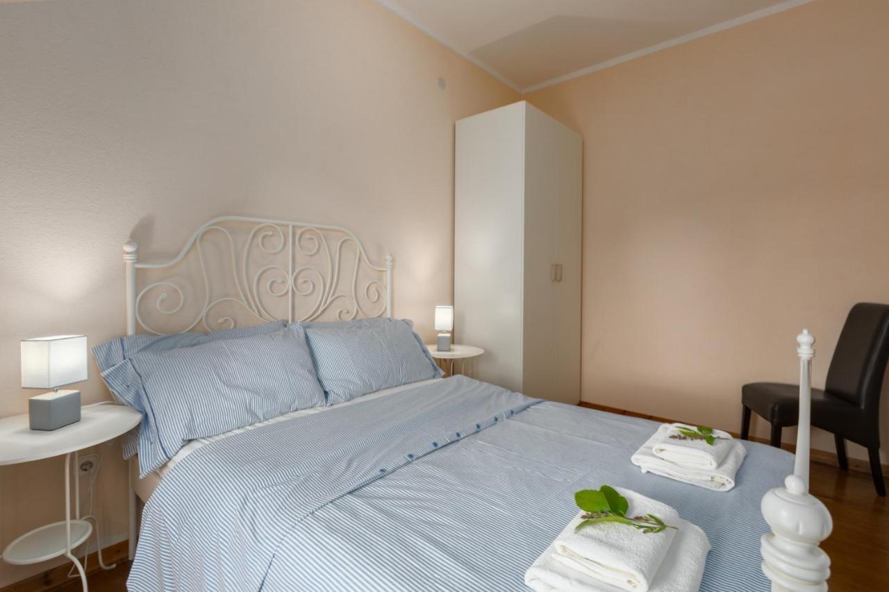 Apartments Zomzi Пореч Екстер'єр фото