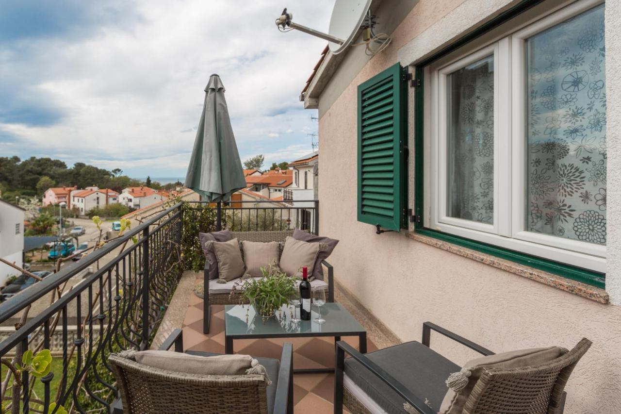 Apartments Zomzi Пореч Екстер'єр фото