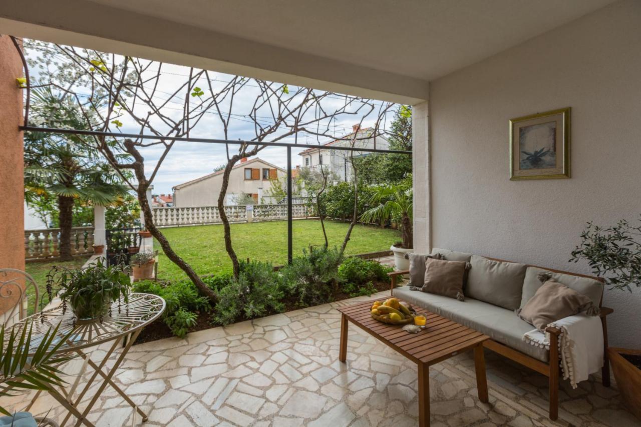 Apartments Zomzi Пореч Екстер'єр фото